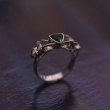Itsy Bitsy Spider Engagement Ring