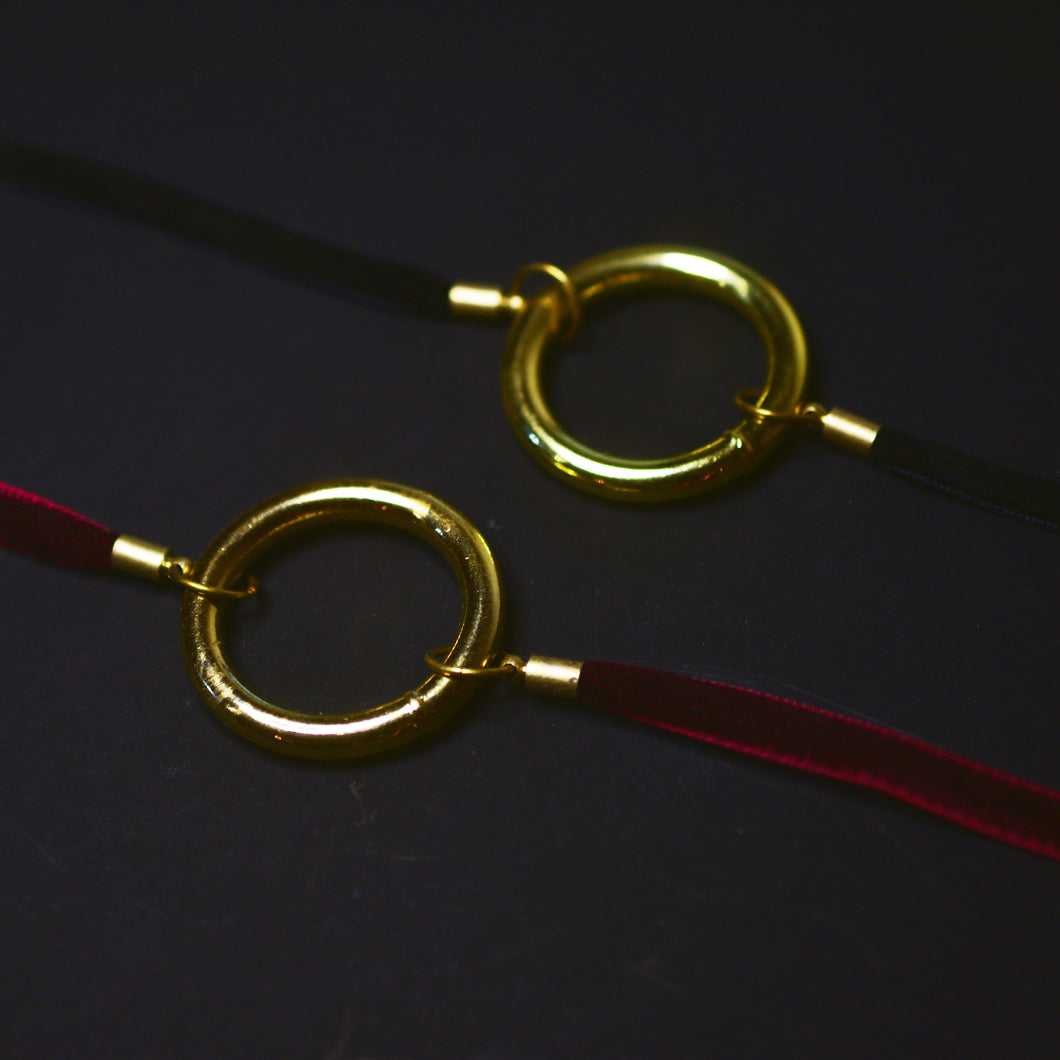 Velvet & Gold O ring Choker