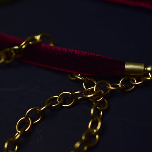 Velvet & Gold O ring Choker