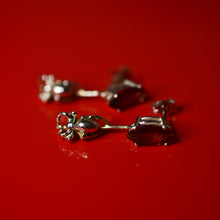 Itsy Bitsy Spider Garnet Studs