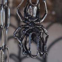 Tarantula Chain