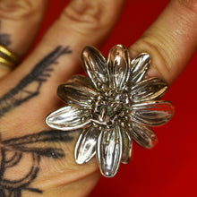 Daisy Ring