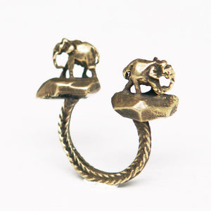 Elly & Iphy Ring
